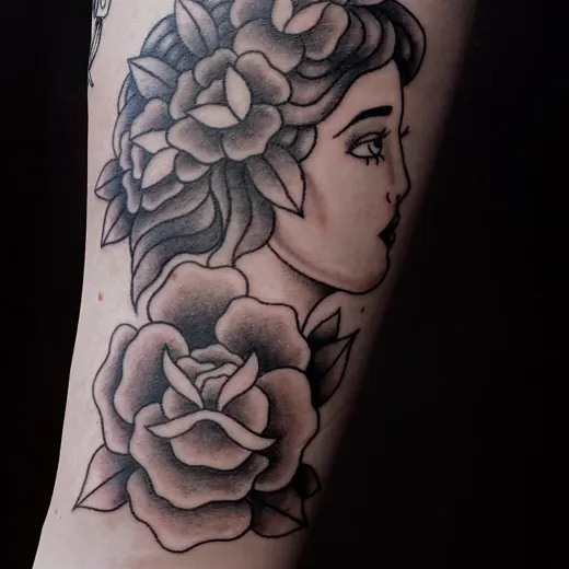 Tattoo aus dem Studio Golden Geometry